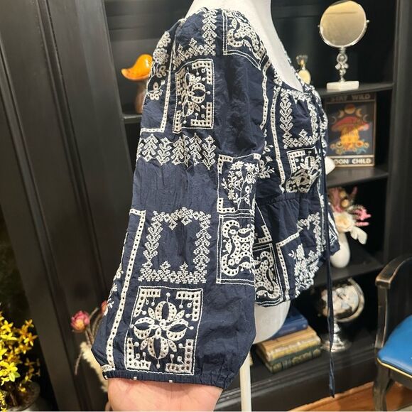 Greylin Rheena Embroidered Top Size Large - Picture 7 of 13